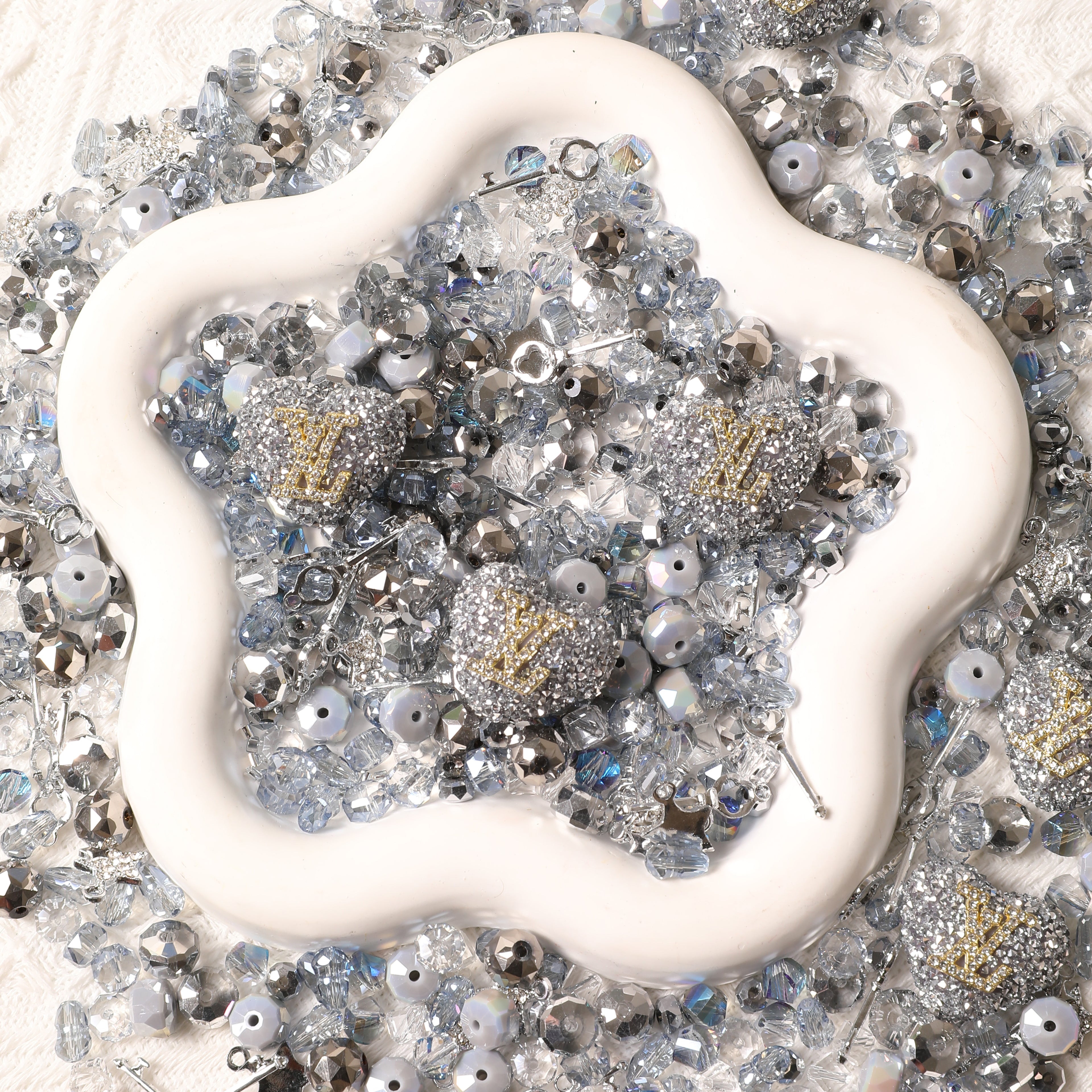 【BOGO】Key Chain/Jewelry】Live Product-Fashion Lady