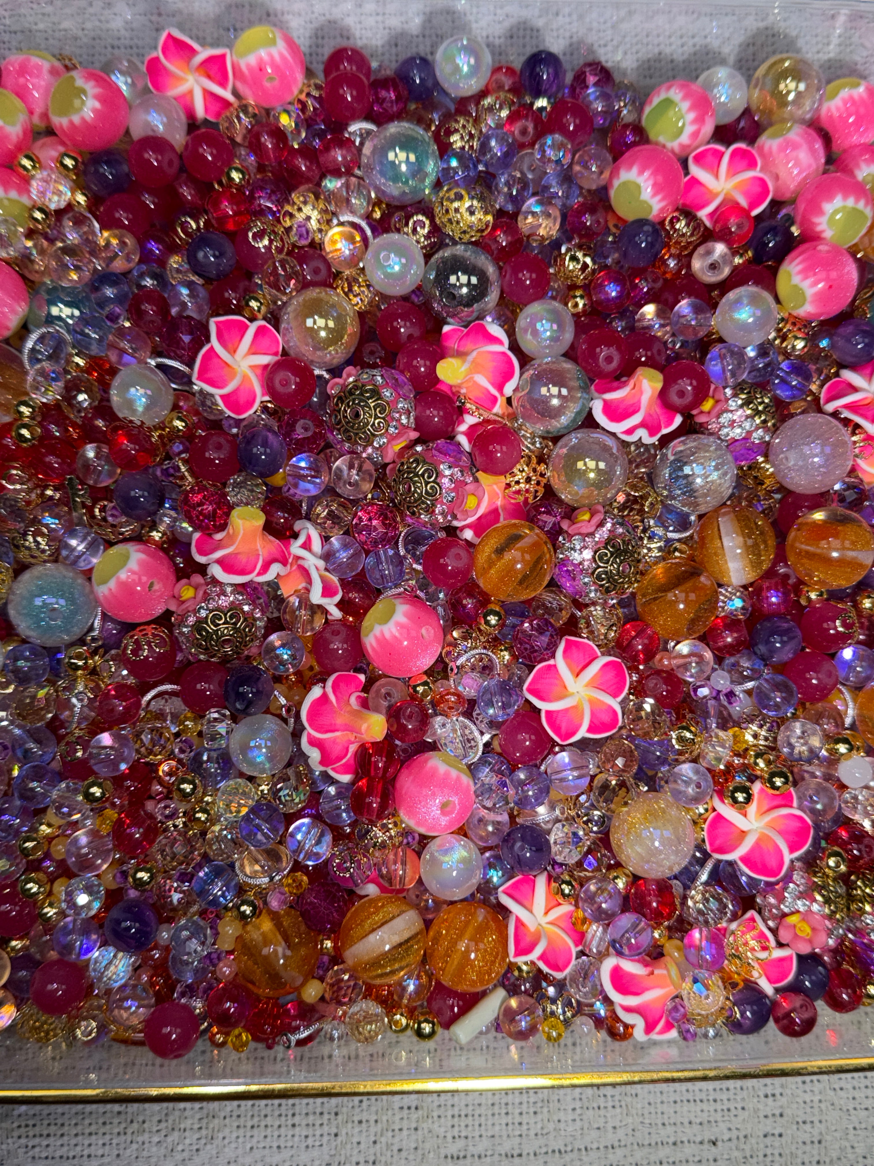 【 BOGO】【NEW】【Key Chain/Jewelry/Pen】Live Product-LA Mixing