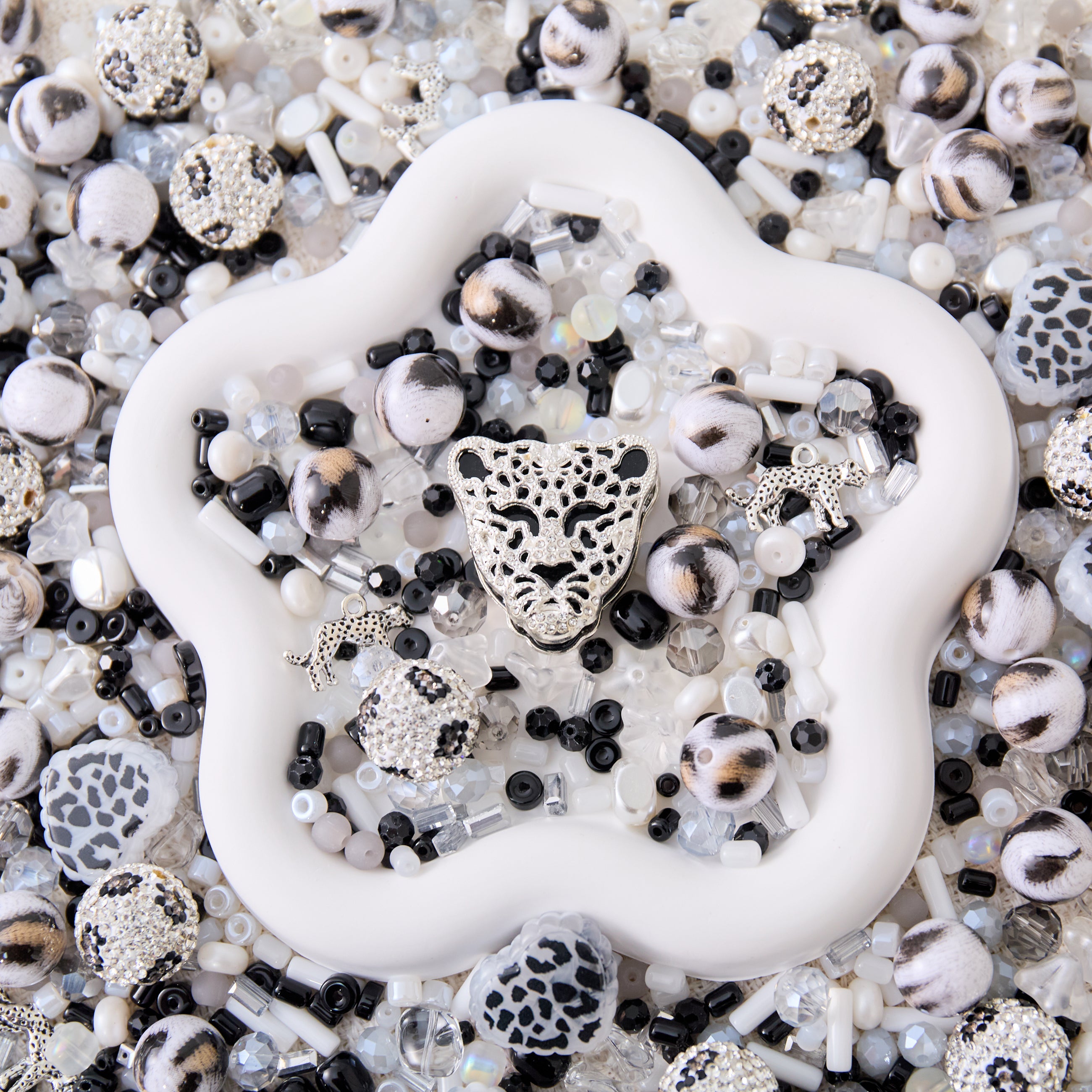 【NEW】【Chain/Jewelry/Pen】Live Product-Snow Leopard