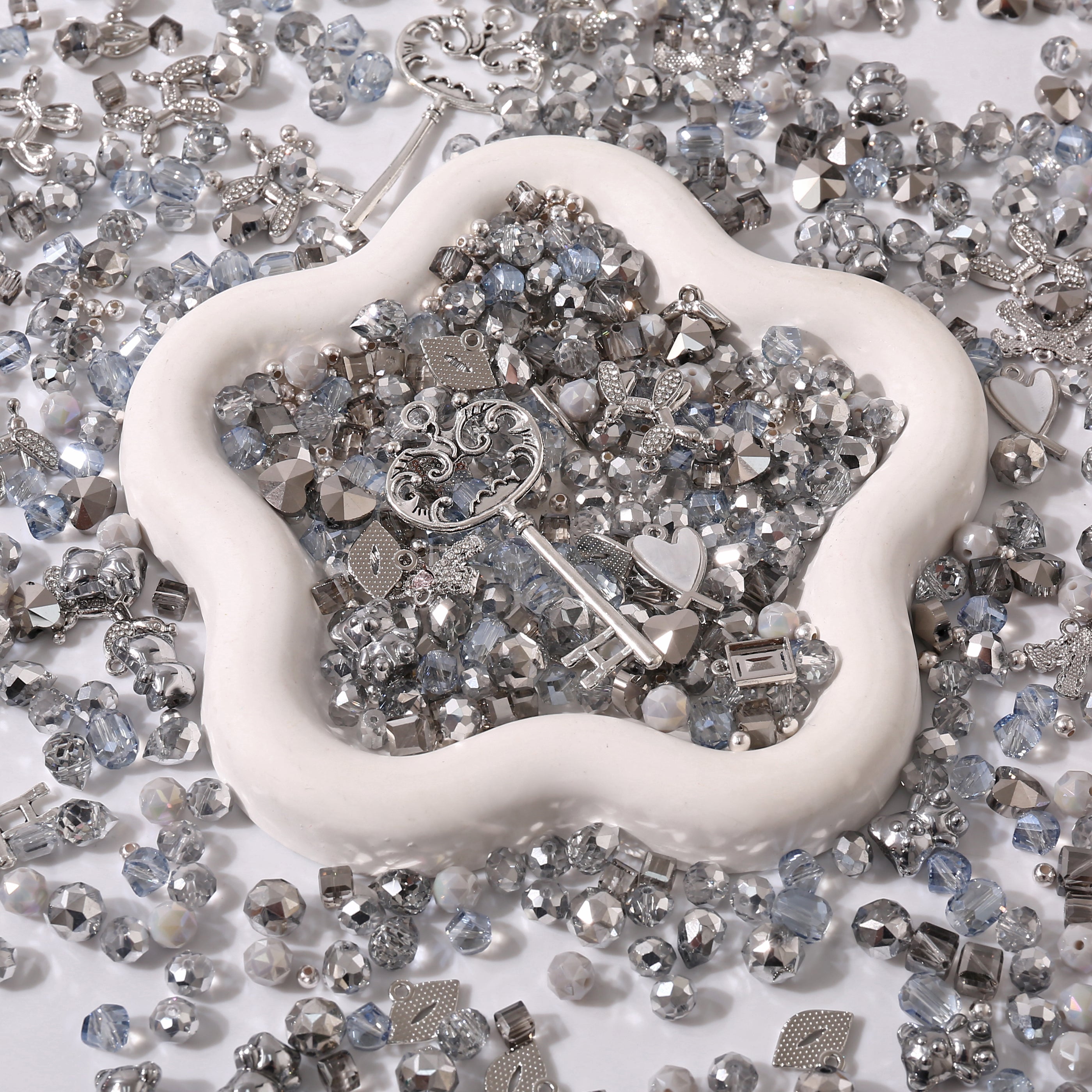 【NEW】【Key Chain/Jewelry】Live Product-Fashion Lady